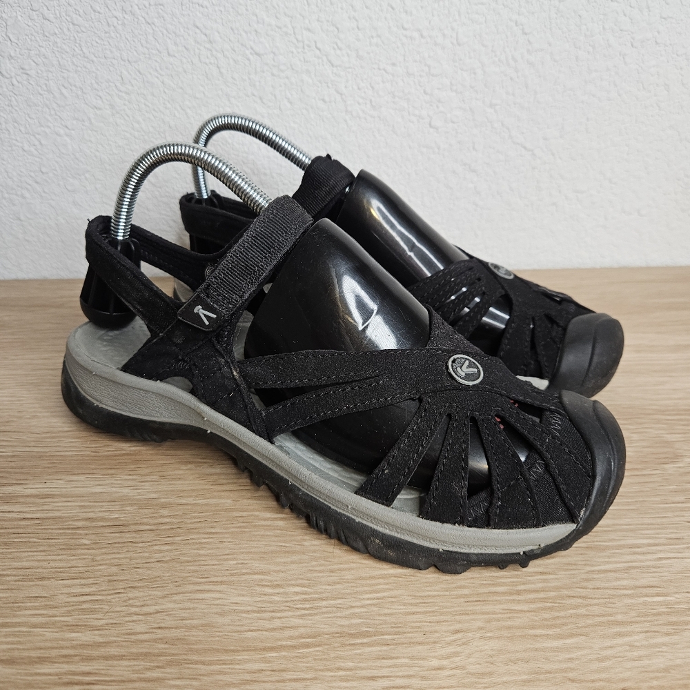 Women's Black Sandals Keen 8.5